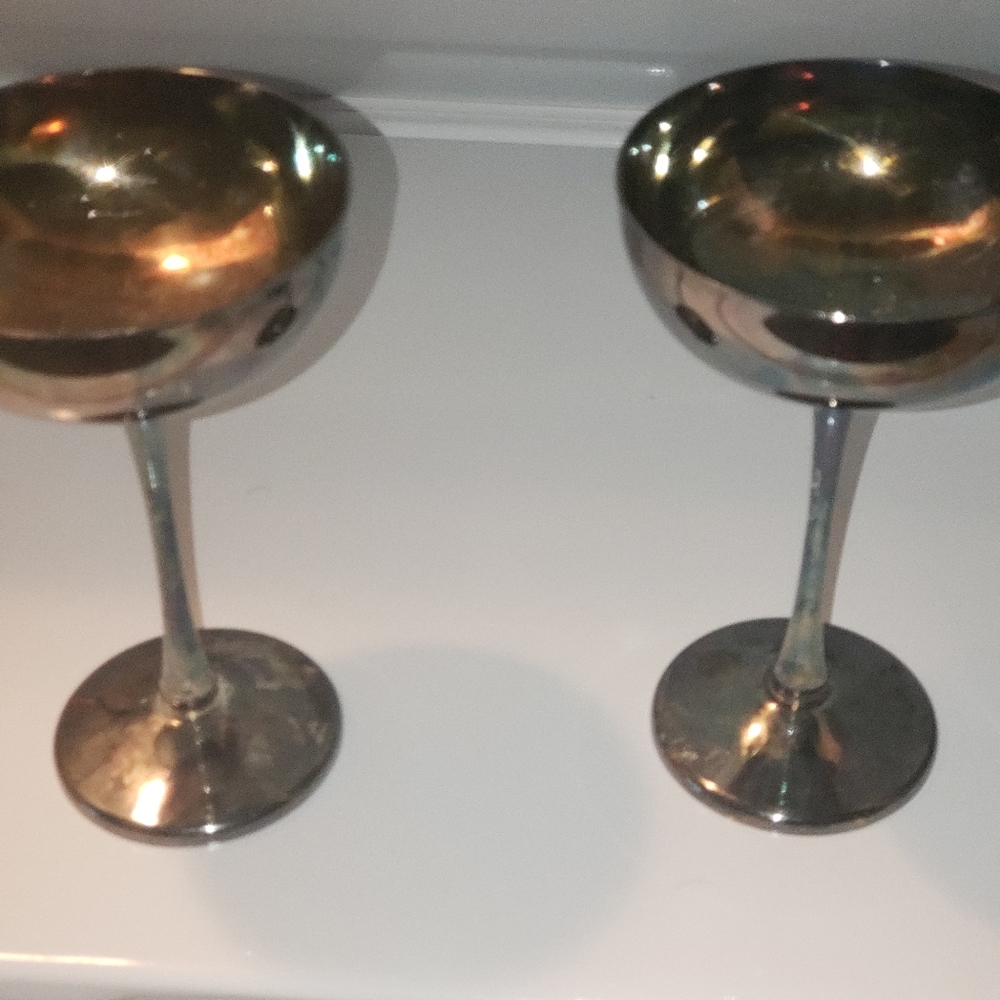 1 of 1 set vintage silver plated  wine glasses